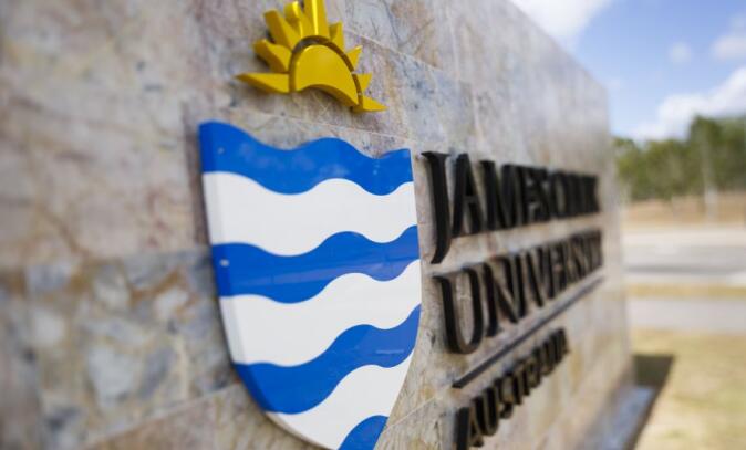 新加坡詹姆斯库克大学：学制短、费用低、受认证