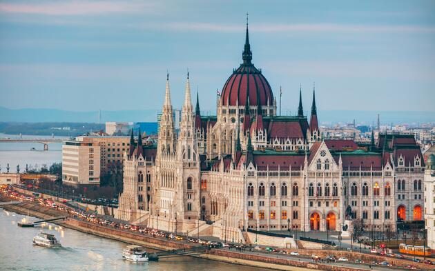 详解匈牙利留学签证(D类签证)与居留许可全攻略